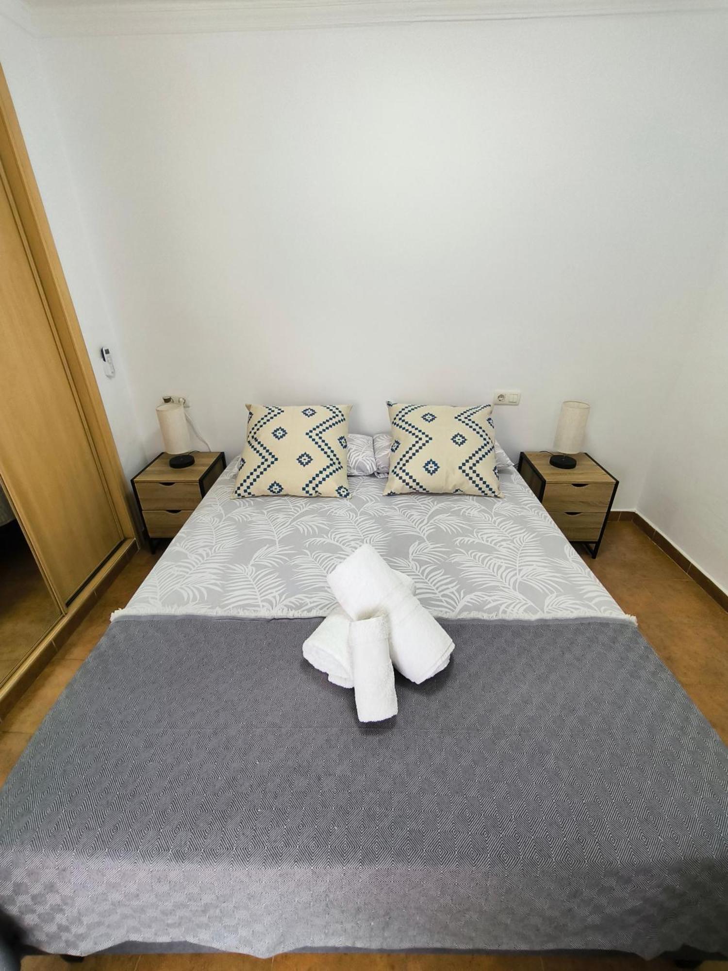 Brisamar Ii Primera Linea De Playa & Priv Parking Appartement Torre de Benagalbon