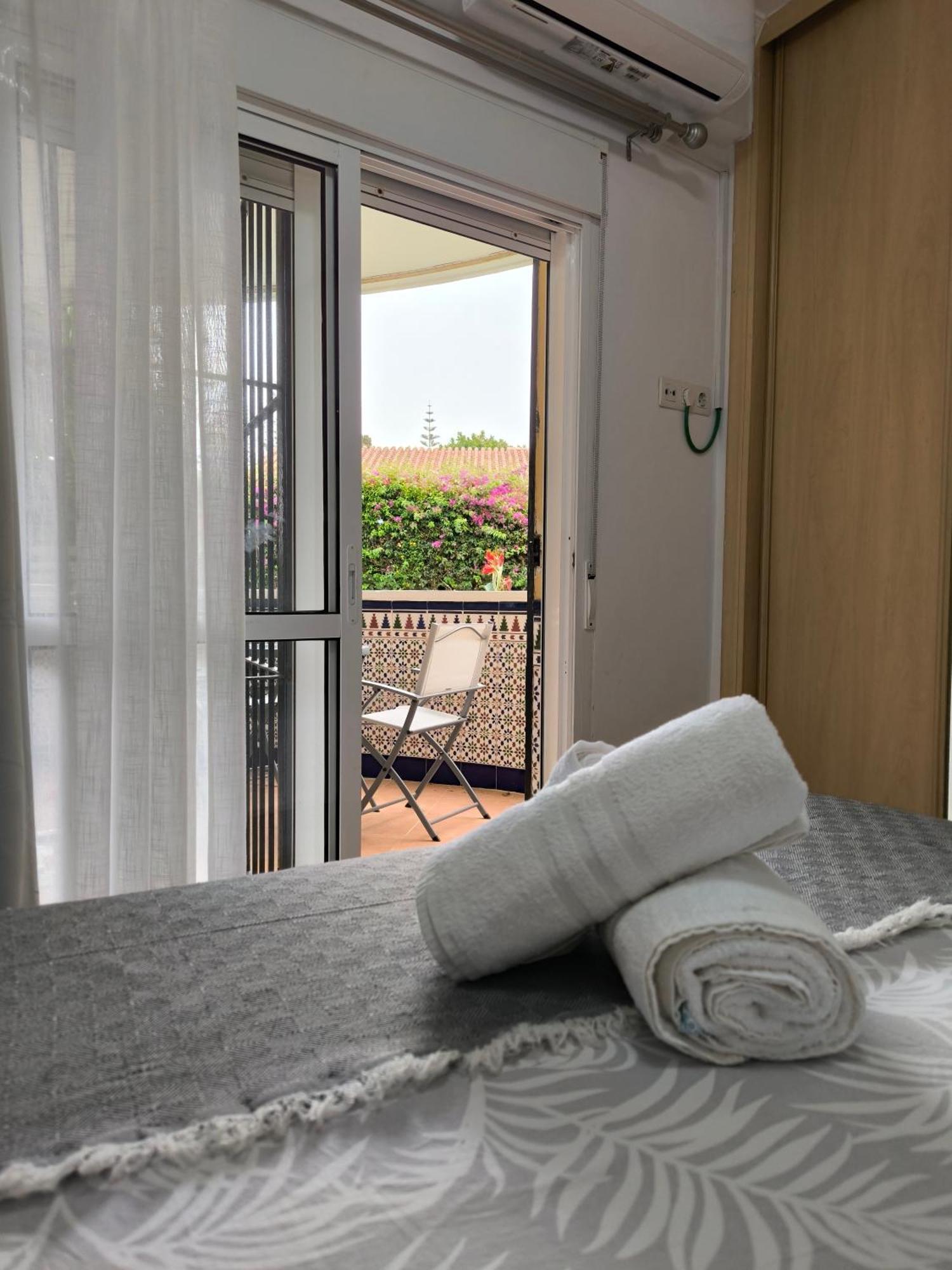 Apartment Brisamar Ii Primera Linea De Playa & Priv Parking Torre de Benagalbon